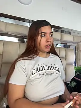 HotVoltage online show from 12-18-25, 12:55