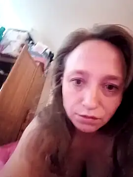 HotMommaCR online show from 11-04-25, 01:21