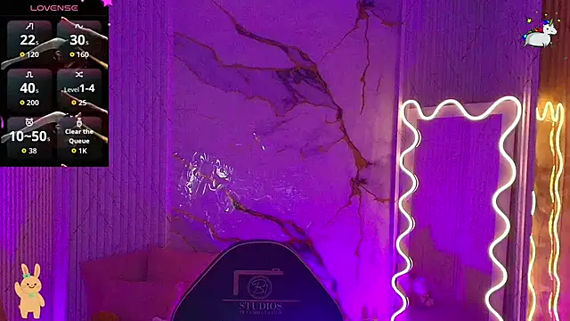 PEACHY TAY online show from 04-17-26, 11:02