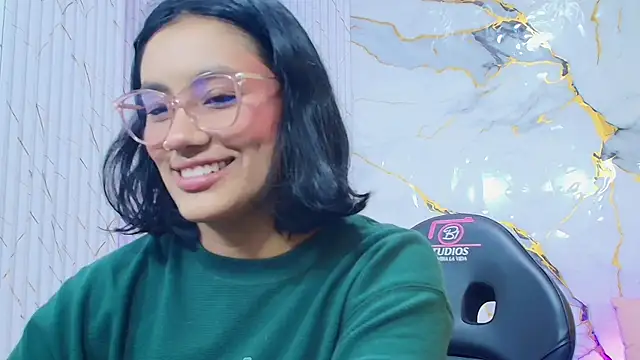 Snapshot of PEACHY_TAY chatting on 07-20-26, 11:34 PEACHY TAY online show from 07-20-26, 11:34