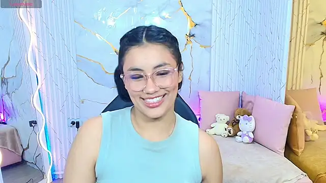 Snapshot of PEACHY_TAY chatting on 07-22-26, 11:35 PEACHY TAY online show from 07-22-26, 11:35