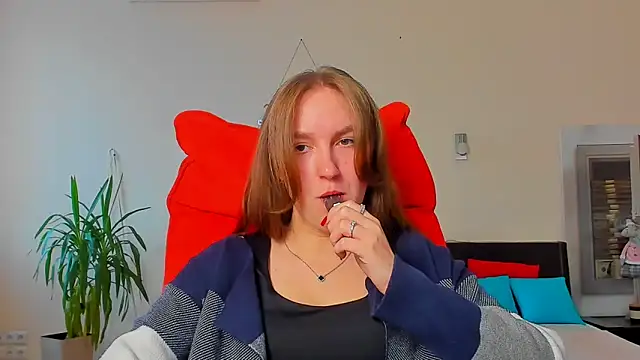 Nesie-Stoun online show from 11-23-25, 09:20