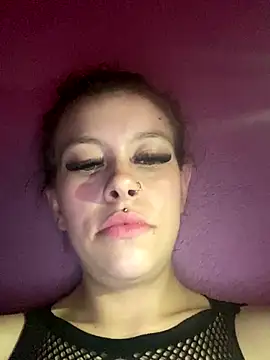 Snapshot of letty125 chatting on 11-08-25, 11:47 letty125 online show from 11-08-25, 11:47