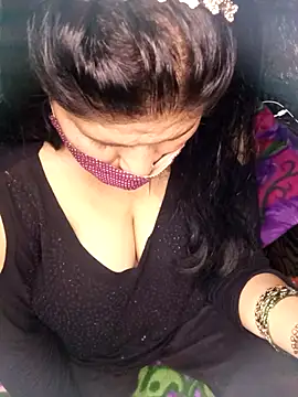 Snapshot of Anjali-25 chatting on 12-01-25, 11:26 Anjali-25 online show from 12-01-25, 11:26