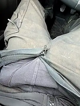 Snapshot of seulementme chatting on 12-15-25, 10:30 seulementme online show from 12-15-25, 10:30