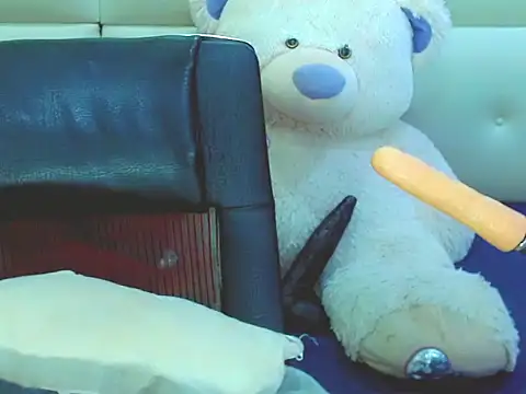 NharaBigCock online show from 02-03-26, 07:41