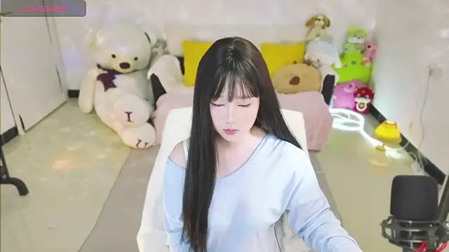 Nina37 online show from 01-13-26, 12:43