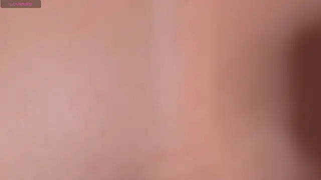 Snapshot of violett_fowlerxx chatting on 05-11-26, 05:35 violett fowlerxx online show from 05-11-26, 05:35