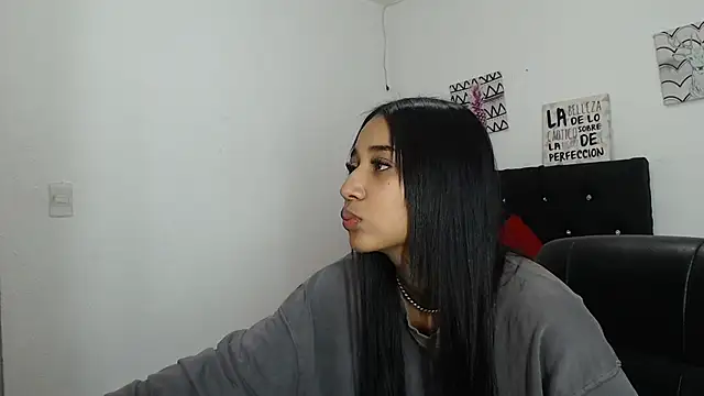 Snapshot of lyam_ebony_ chatting on 02-06-26, 09:29 lyam ebony online show from 02-06-26, 09:29