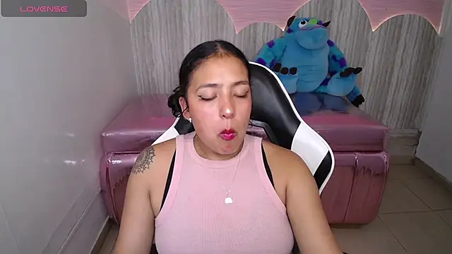 tamara brown t online show from 11-22-25, 02:43