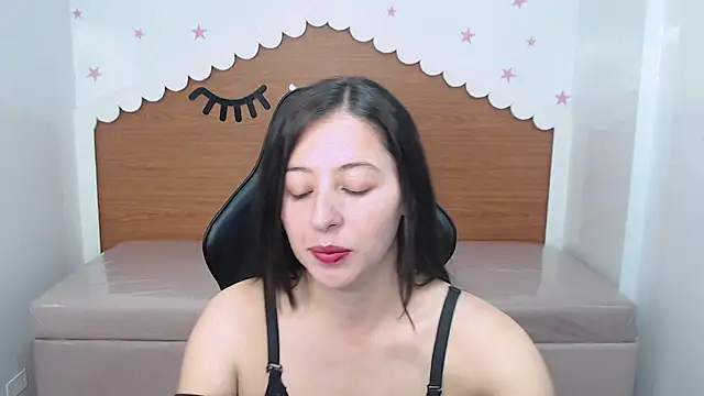 Snapshot of scarlett_percy_t chatting on 11-27-25, 07:38 scarlett percy t online show from 11-27-25, 07:38