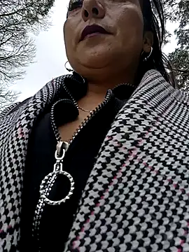 Snapshot of misshot_02 chatting on 11-20-25, 05:45 misshot 02 online show from 11-20-25, 05:45