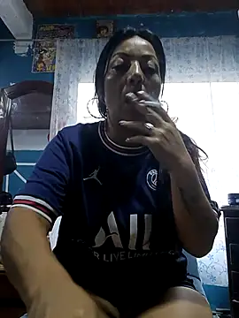 Snapshot of misshot_02 chatting on 04-11-26, 11:47 misshot 02 online show from 04-11-26, 11:47