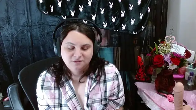 Snapshot of Salacious_Sage chatting on 02-16-26, 10:06 Salacious Sage online show from 02-16-26, 10:06