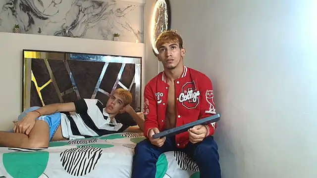 Snapshot of IMPERIO_ROMANO chatting on 12-03-25, 07:12 IMPERIO ROMANO online show from 12-03-25, 07:12