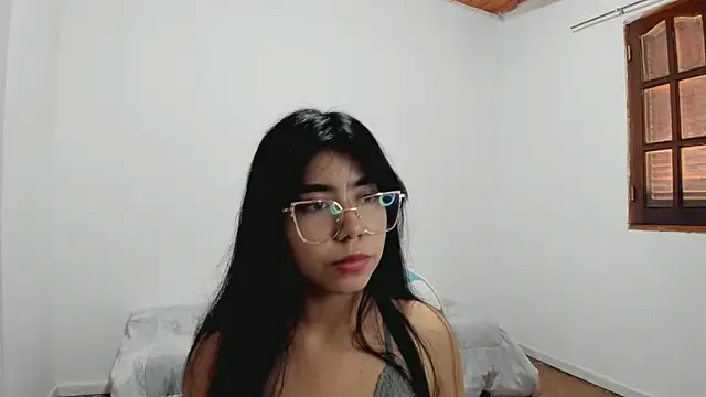 Snapshot of Eliza_Blue chatting on 12-02-25, 06:25 Eliza Blue online show from 12-02-25, 06:25