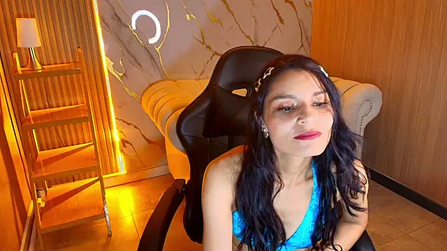 Snapshot of Valery_tf chatting on 12-03-25, 08:18 Valery tf online show from 12-03-25, 08:18