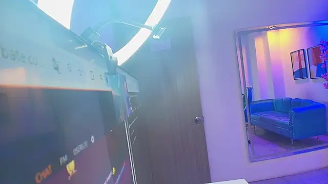 Snapshot of Alondra_gomexxx chatting on 11-28-25, 03:31 Alondra gomexxx online show from 11-28-25, 03:31