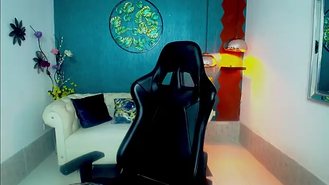 Snapshot of Scandarkmarie chatting on 11-13-25, 11:25 Scandarkmarie online show from 11-13-25, 11:25