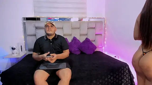 KimaandNate online show from 11-08-25, 02:23