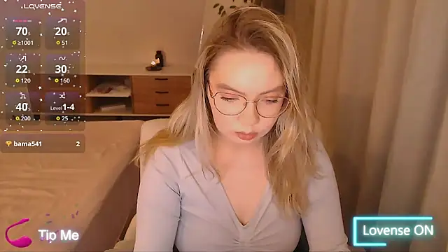 Snapshot of PolinaXXXXJones chatting on 02-17-26, 07:53 PolinaXXXXJones online show from 02-17-26, 07:53