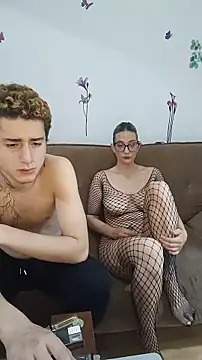 Snapshot of minervaystiven chatting on 12-14-25, 06:08 minervaystiven online show from 12-14-25, 06:08