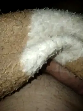 Snapshot of Azo3zgju chatting on 12-15-25, 12:04 Azo3zgju online show from 12-15-25, 12:04