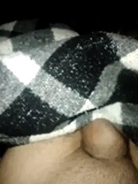 Snapshot of Azo3zgju chatting on 12-21-25, 12:18 Azo3zgju online show from 12-21-25, 12:18