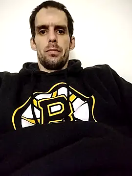 Plejer999 online show from 11-08-25, 02:34