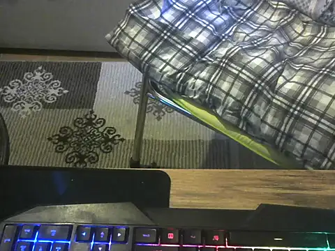 Snapshot of ellsaBunny chatting on 11-19-25, 02:50 ellsaBunny online show from 11-19-25, 02:50