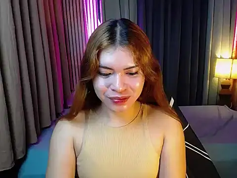 Snapshot of furry_puss chatting on 12-05-25, 03:20 furry puss online show from 12-05-25, 03:20