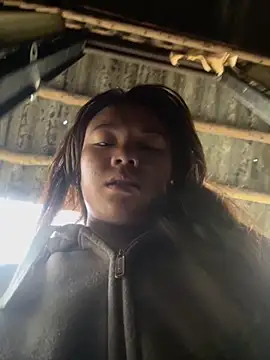 Snapshot of Dilen_7533 chatting on 11-30-25, 12:47 Dilen 7533 online show from 11-30-25, 12:47