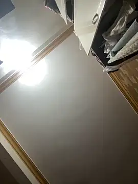 Snapshot of Dilen_7533 chatting on 12-17-25, 01:55 Dilen 7533 online show from 12-17-25, 01:55