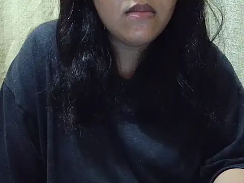 Snapshot of fluffy_raa chatting on 11-22-25, 09:30 fluffy raa online show from 11-22-25, 09:30