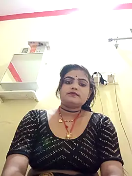 Snapshot of Riya_lovely0143 chatting on 11-24-25, 04:45 Riya lovely0143 online show from 11-24-25, 04:45