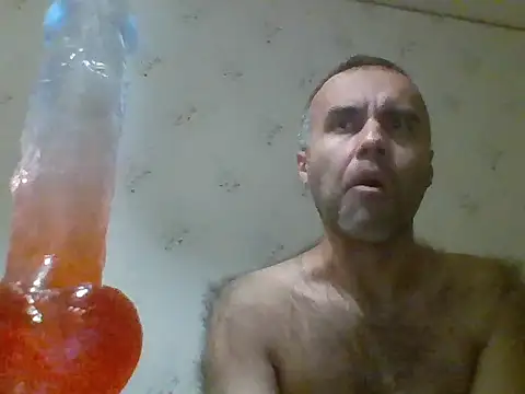 Snapshot of Kreol69 chatting on 11-12-25, 04:18 Kreol69 online show from 11-12-25, 04:18