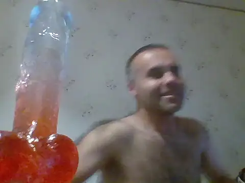 Snapshot of Kreol69 chatting on 11-16-25, 04:01 Kreol69 online show from 11-16-25, 04:01