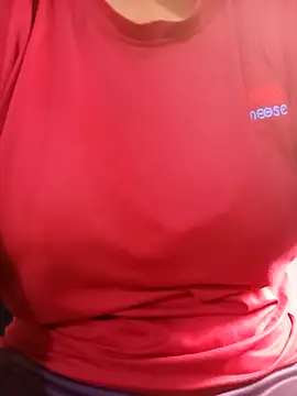 Snapshot of Rihasna chatting on 11-08-25, 02:01 Rihasna online show from 11-08-25, 02:01