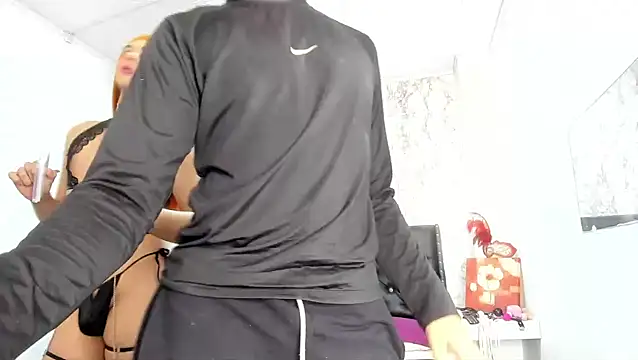 Snapshot of Lovers_Spicy chatting on 11-06-25, 05:36 Lovers Spicy online show from 11-06-25, 05:36