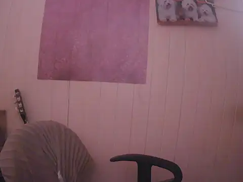 Snapshot of Zulreyna chatting on 12-04-25, 05:28 Zulreyna online show from 12-04-25, 05:28