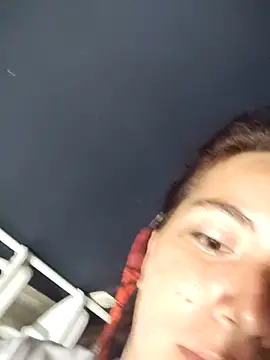 Snapshot of mr_arte chatting on 11-10-25, 10:58 mr arte online show from 11-10-25, 10:58