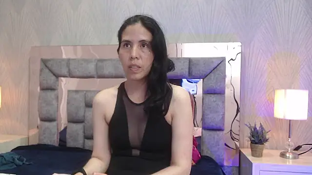 Snapshot of GiselaZivic chatting on 01-10-26, 07:15 GiselaZivic online show from 01-10-26, 07:15