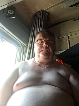 Snapshot of Grase44 chatting on 05-29-26, 01:31 Grase44 online show from 05-29-26, 01:31