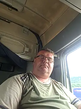 Snapshot of Grase44 chatting on 06-10-26, 12:26 Grase44 online show from 06-10-26, 12:26