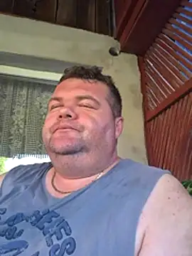 Snapshot of Grase44 chatting on 06-27-26, 04:17 Grase44 online show from 06-27-26, 04:17