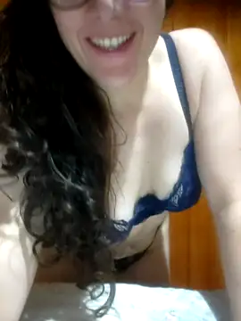 Snapshot of _sweetdelight_ chatting on 05-21-26, 03:02 sweetdelight online show from 05-21-26, 03:02