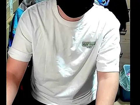 Snapshot of kk05483 chatting on 02-10-26, 05:17 kk05483 online show from 02-10-26, 05:17