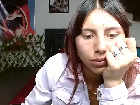 Snapshot of LuluKiss_ chatting on 11-05-25, 08:31 LuluKiss online show from 11-05-25, 08:31