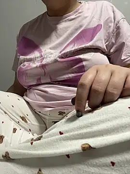 Elainaa online show from 12-17-25, 11:55