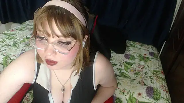 Michi sauria1 online show from 12-15-25, 03:22